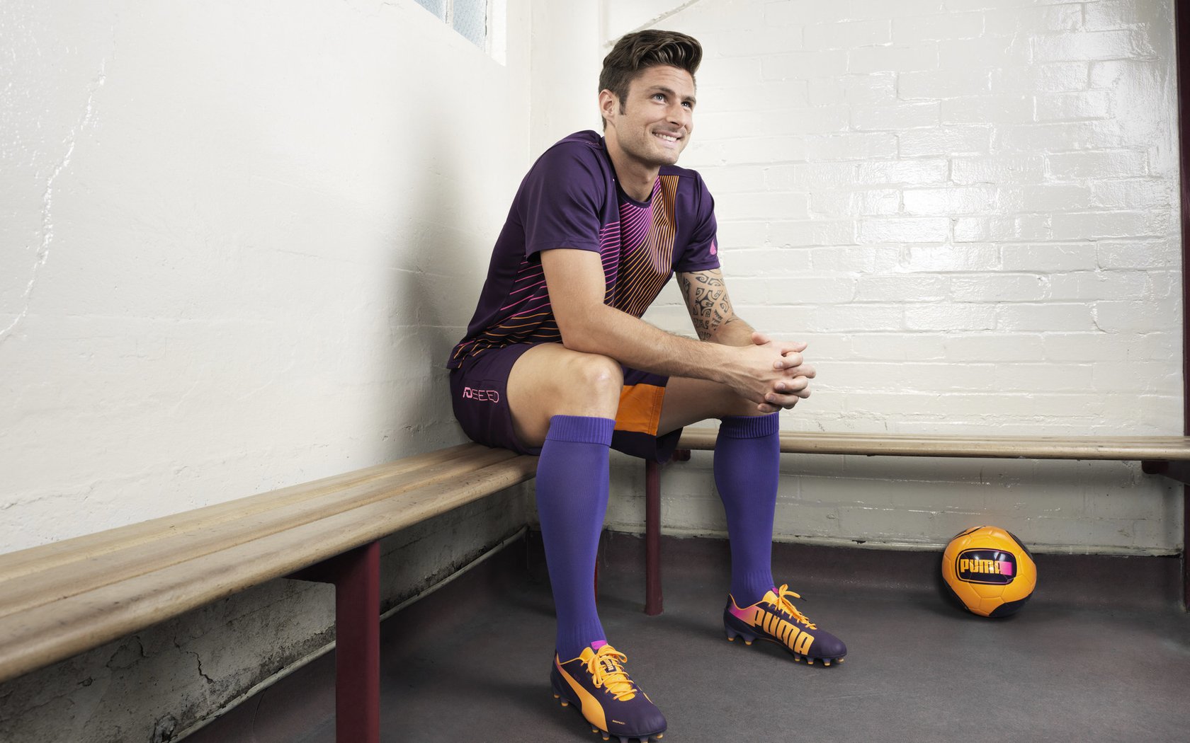 淄博蹴鞠主场取分，积分榜竞争力有所提升，淄博蹴鞠队老板替补登场